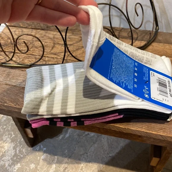 🆕 Adidas Rekive Crew Socks - Picture 7 of 9